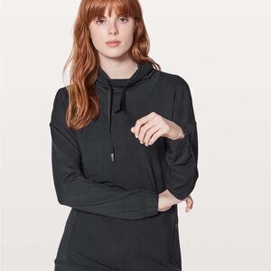 Lululemon Twisted & Tucked Long Sleeve black sz 4